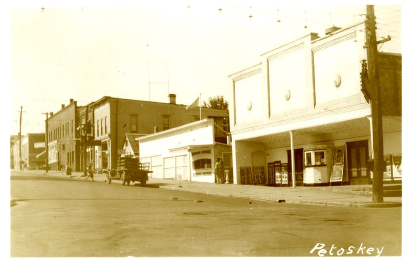 Gaslight Cinema (AKA Temple Theater) - Old Photo (newer photo)